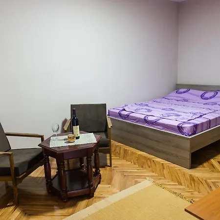 Apartment “reka Gradac” *