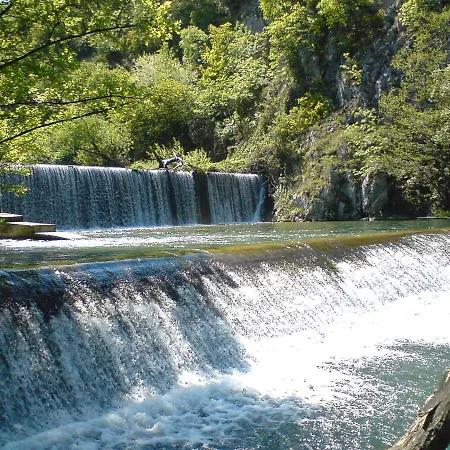 Apartment “reka Gradac” *